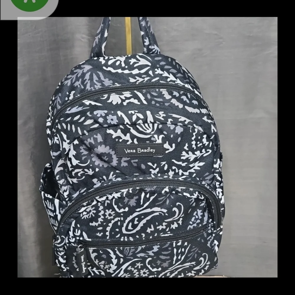 Vera Bradley Monochrome Paisley Backpack EUC